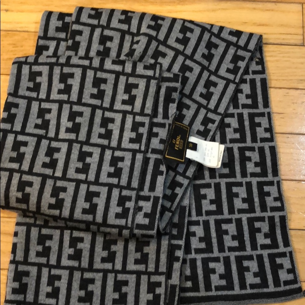 FENDI scarf